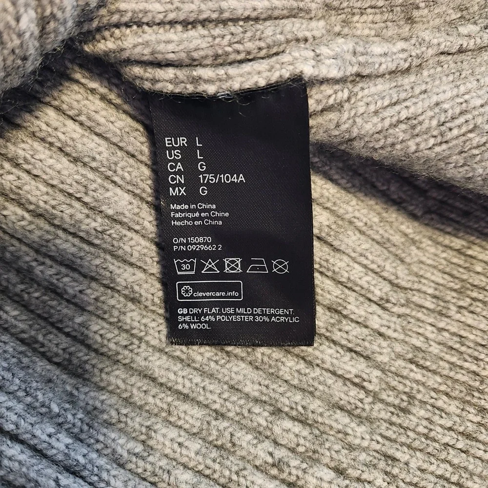 H&M Ribbed Chunky V-Neck Cardigan Sweater Gray Long Sleeve Buttons Women's Large